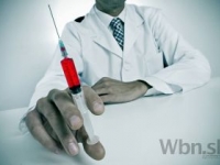 Expert na zdravotníctvo: Zákaz poplatkov pacientov neochráni