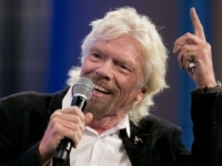 Miliardár Branson oznámil vývoj nového nadzvukového lietadla