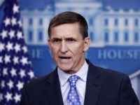 Flynn tvrdí, že s ruským veľvyslancom o sankciách nehovoril