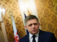 Premiér Fico trhaním faktúr podľa SaS oklamal ľudí