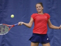 Viktória Kužmová si zahrá osemfinále v Perthe